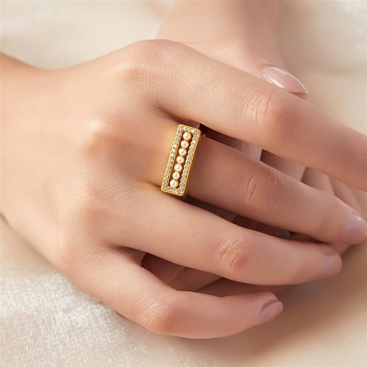 Pearl Open Signet Ring