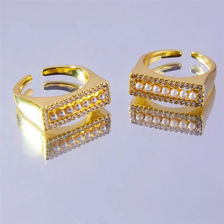 Pearl Open Signet Ring